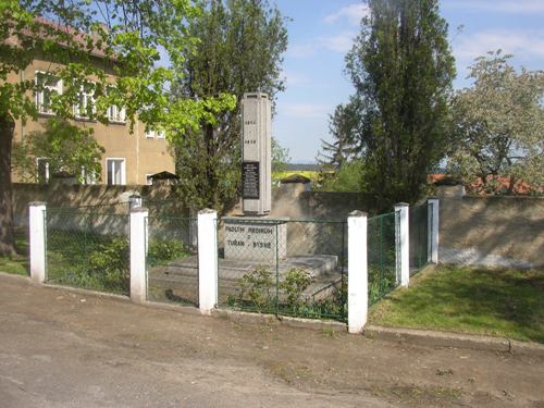 Oorlogsmonument Tuřany #1