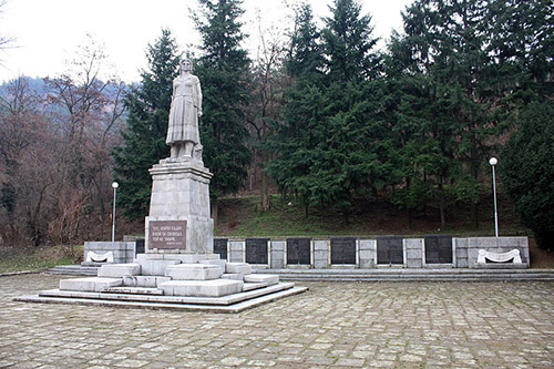 Mass Grave Resistance Fighters & Partisans