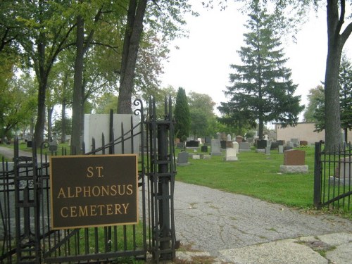 Commonwealth War Graves St. Alphonsus Roman Catholic Cemetery