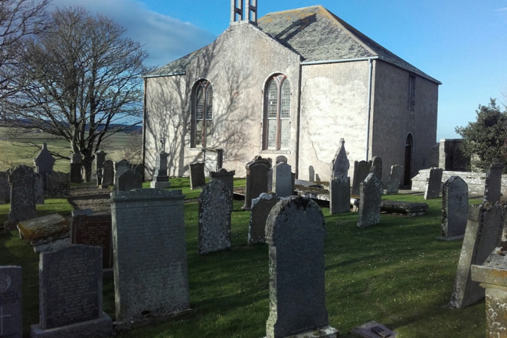 Oorlogsgraf van het Gemenebest Ordiquhill Parish Churchyard