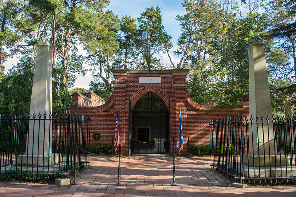 Washington Family Tomb #1