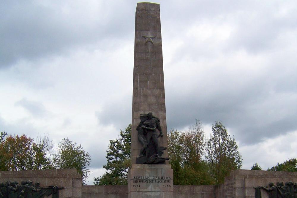 Sovjet Monument Mauthausen #1