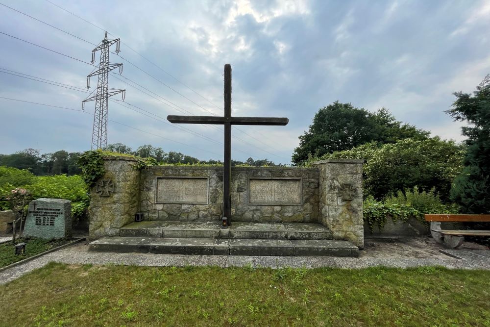 Oorlogsmonument Neuenkirchen St Arnold #1