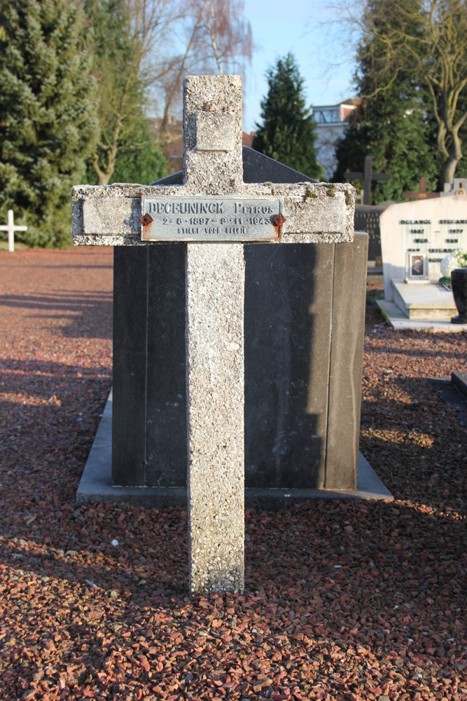 Belgian War Graves Denderleeuw #3