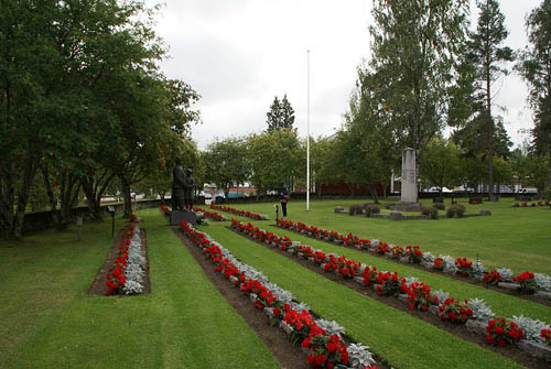 Finnish War Graves Pihtipudas #1