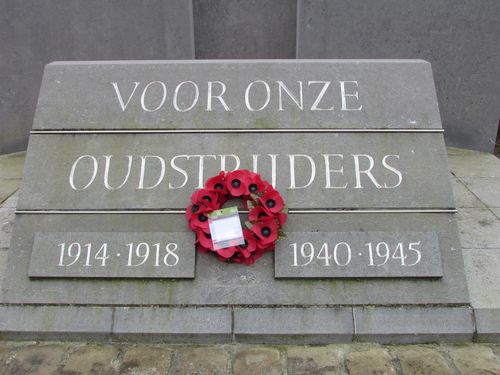 Monument Belgische Oudstrijders Brugge Centrale Begraafplaats #3