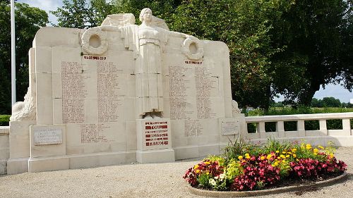 War Memorial Toul #3