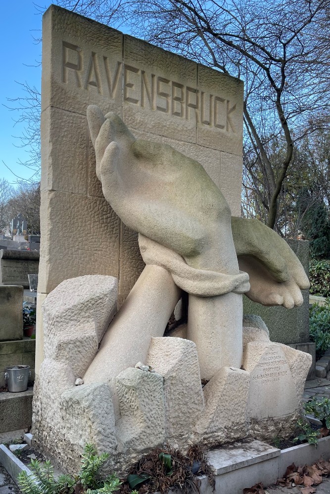 Monument Ravensbrck #1