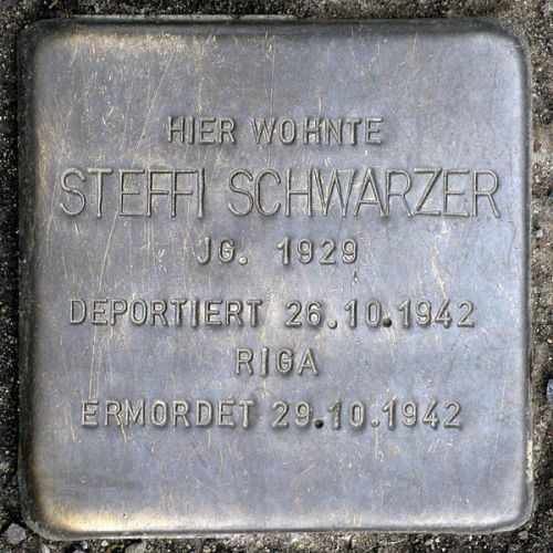 Stolpersteine Karl-Marx-Allee 18 #4