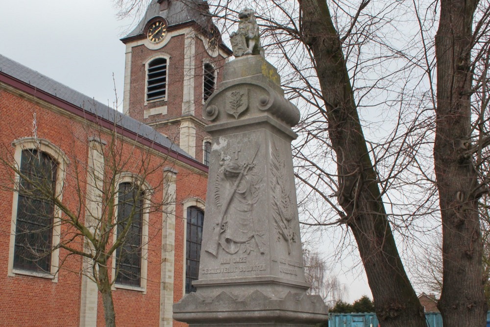 War Memorial Grembergen #2