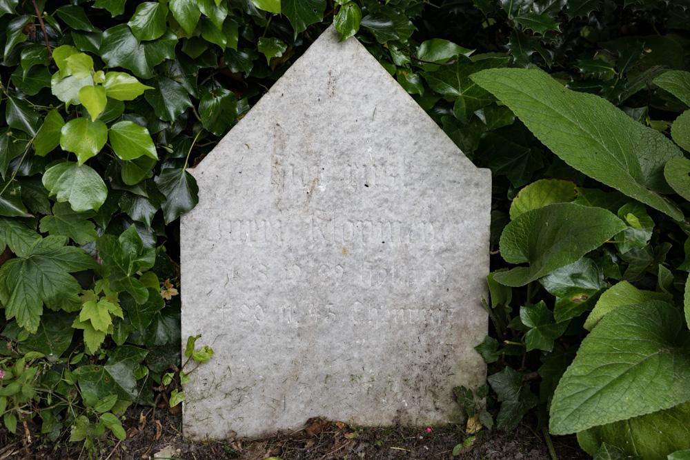 Dutch War Grave Domburg #1