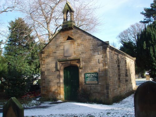 Oorlogsgraven van het Gemenebest St. Peter and St. Paul Churchyard Extension