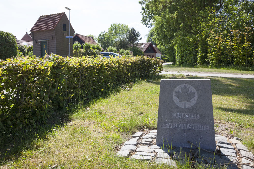 Wegmarkering nr. 12 Canadese Bevrijdingsroute #2