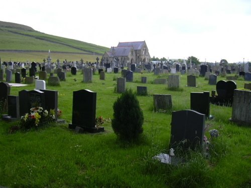 Commonwealth War Graves Holden Hall Cemetery