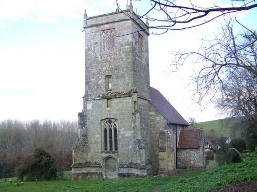 Oorlogsgraf van het Gemenebest St. John the Baptist Churchyard