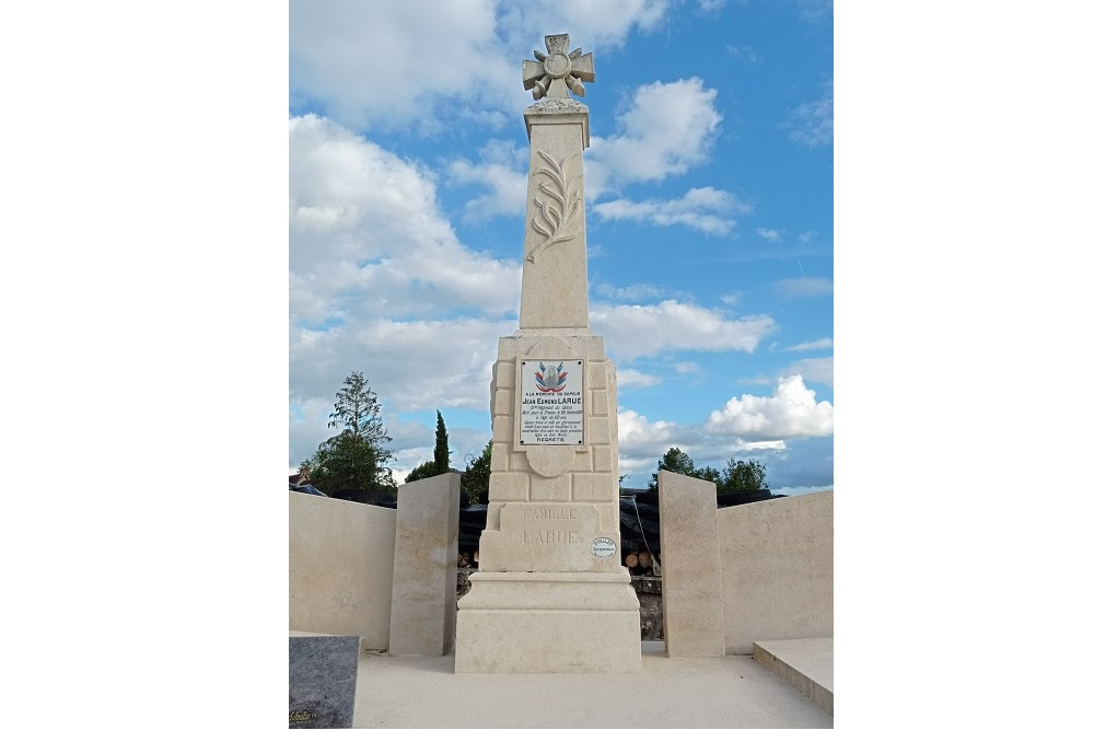 French War Graves Coubjours Cemetery #1