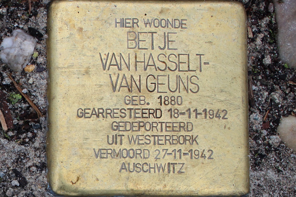 Stolpersteine Stationsstraat 82 #3