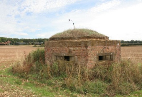 Pillbox FW3/22 Hampstead Norreys #1