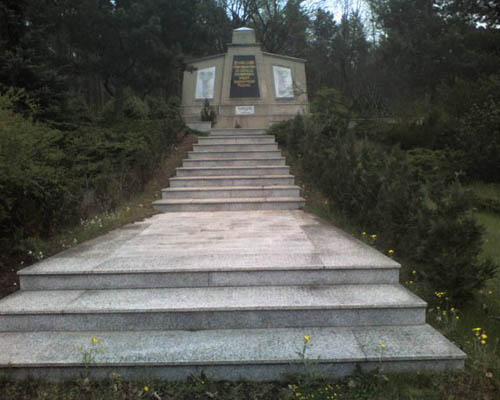 Soviet War Cemetery Grnheide #1