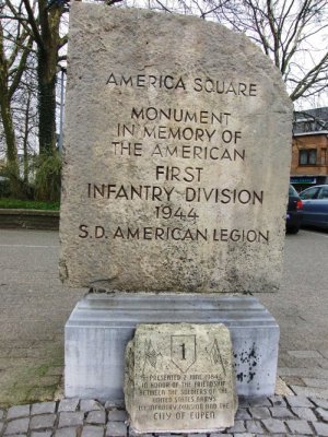 Monument US 1st Infantry Division