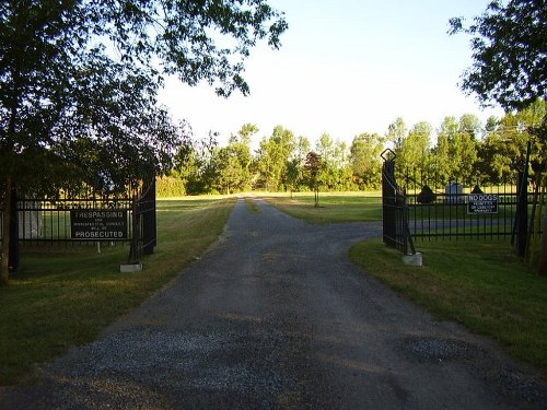 Commonwealth War Grave St. John's Cemetery