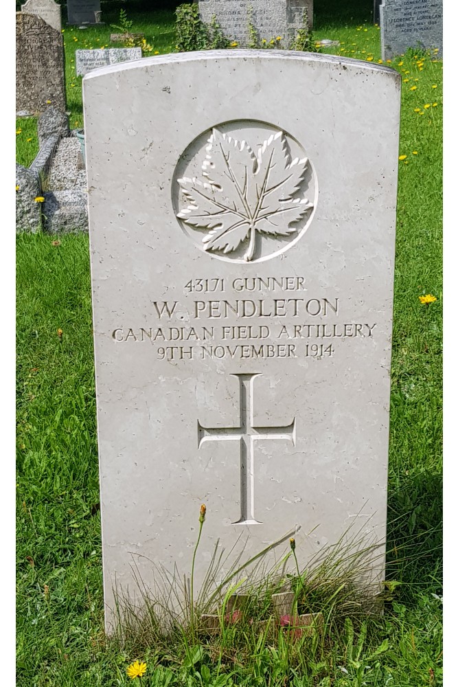 Commonwealth War Graves St Thomas A Becket Churchyard #2