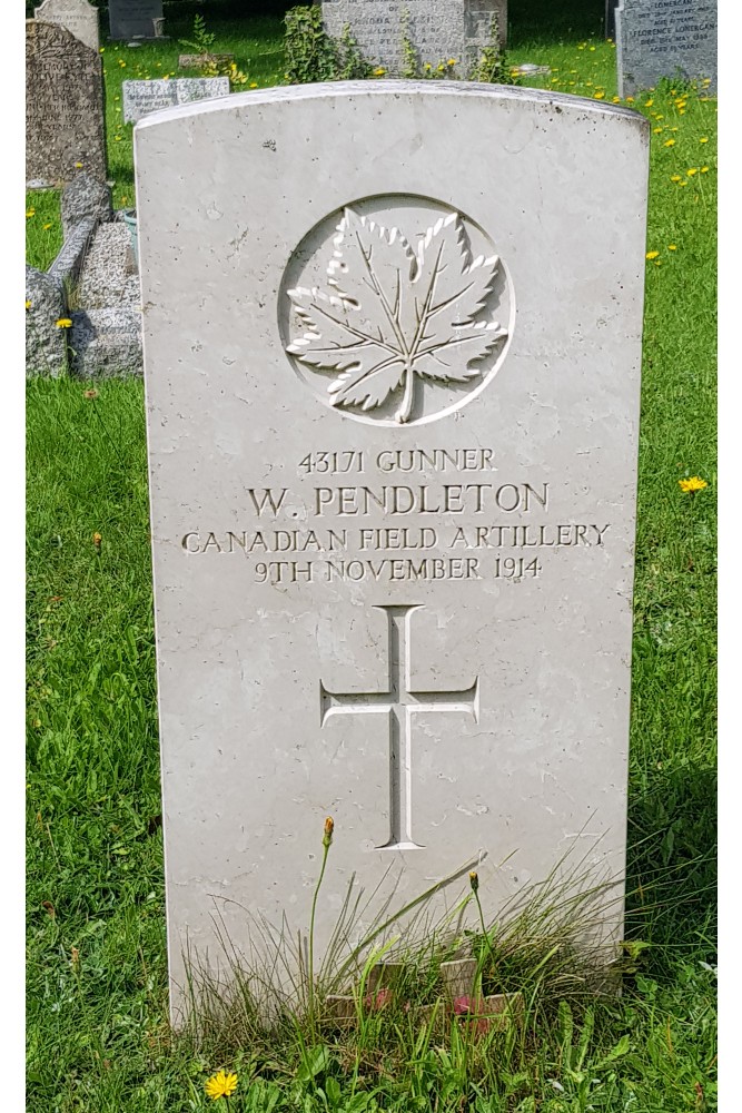 Commonwealth War Graves St Thomas A Becket Churchyard #2