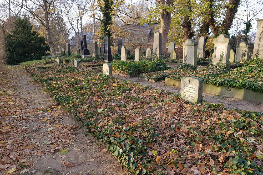 Soviet War Graves Nienburg #3