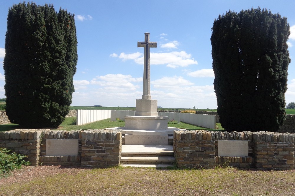 Commonwealth War Cemetery Targelle Ravine
