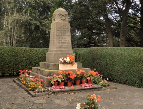 War Memorial Newburgh #1