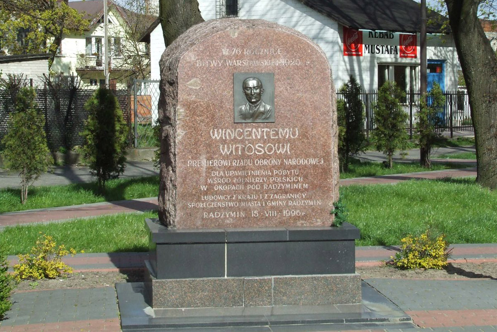 Monument Wincenty Witos