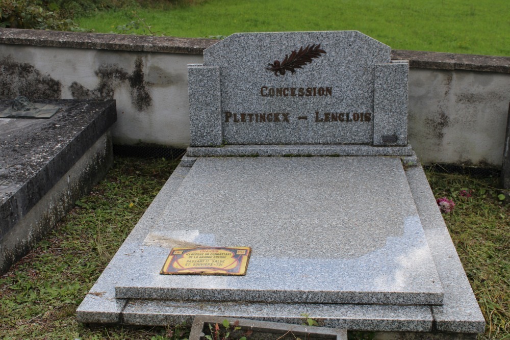 Belgian Graves Veterans Landelies Old Cemetery #4