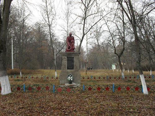 Mass Grave Soviet Soldiers Ushomyr #1