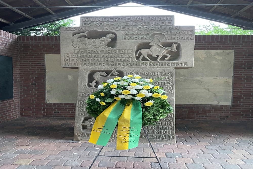 War Memorial Wüllen #3