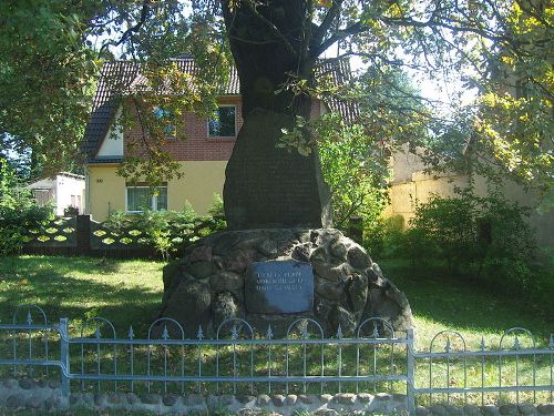 War Memorial Weißag #1
