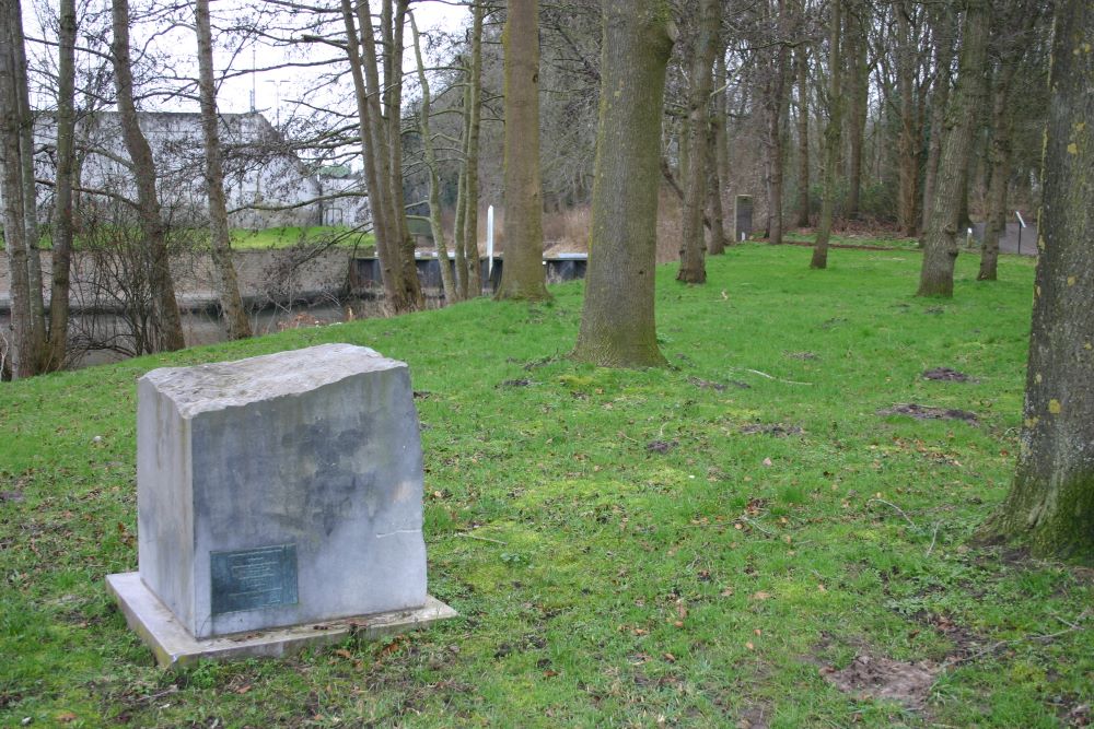 Memorial First Royal Naval Brigade