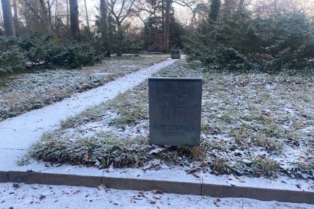 Oorlogsgraven Dwangarbeiders Darmstadt #1