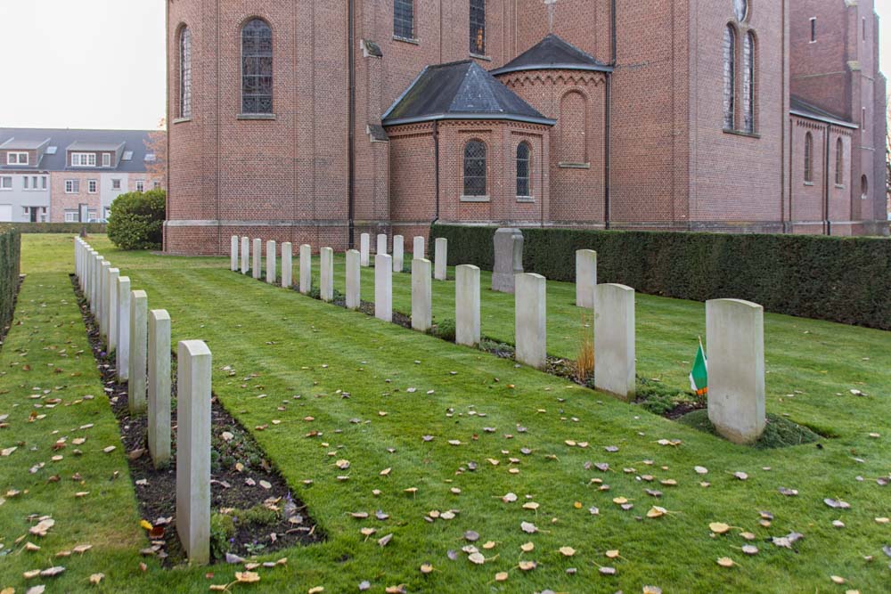 Commonwealth War Graves Stelen #3