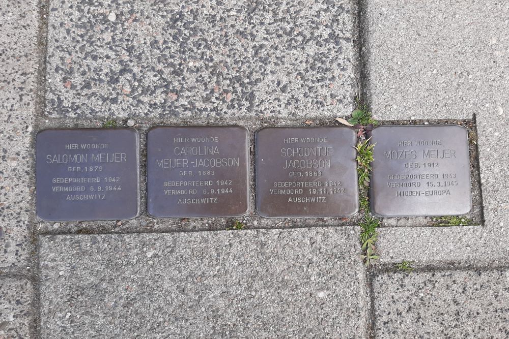 Stolpersteine Dorpsstraat 38