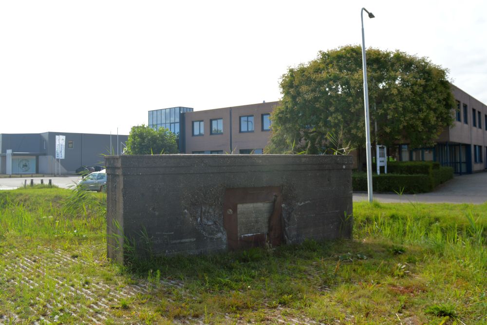 Main Defence line Over-Betuwe Casemate 38 #2