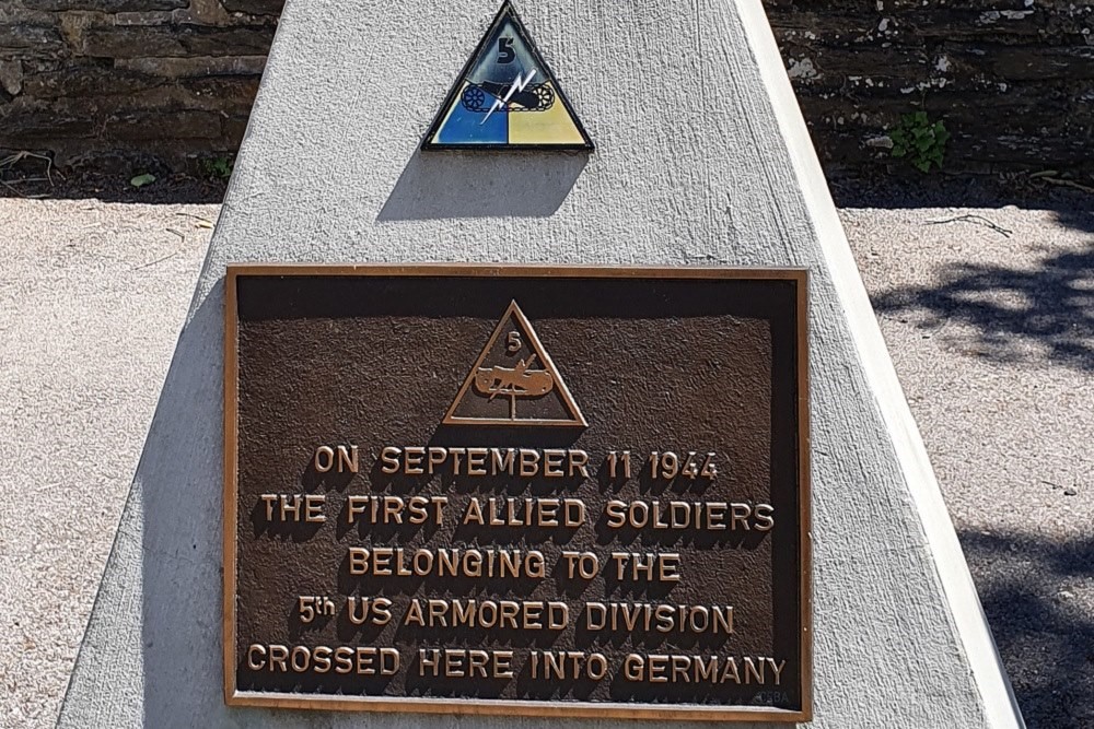 Memorial 5th US Armored Division Our Crossing #1