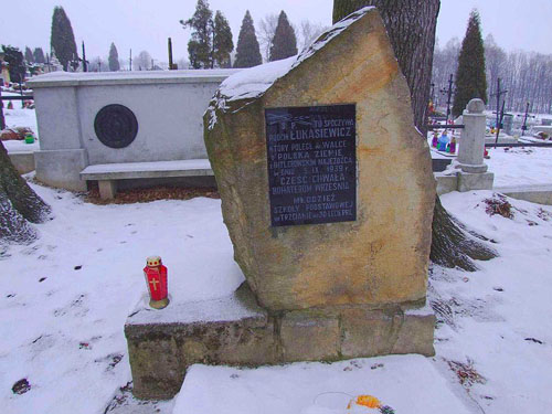 Polish War Grave Trzciana #1