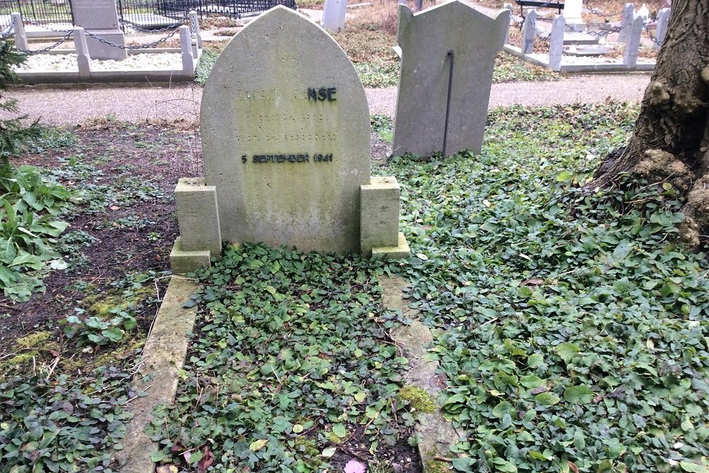 NSB & Dutch Waffen-SS Graves Cemetery Soestbergen #2