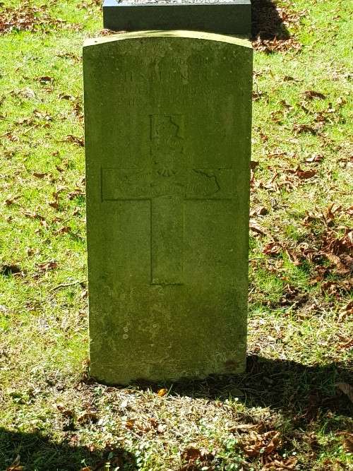 Commonwealth War Graves Biggin Hill Cemetery