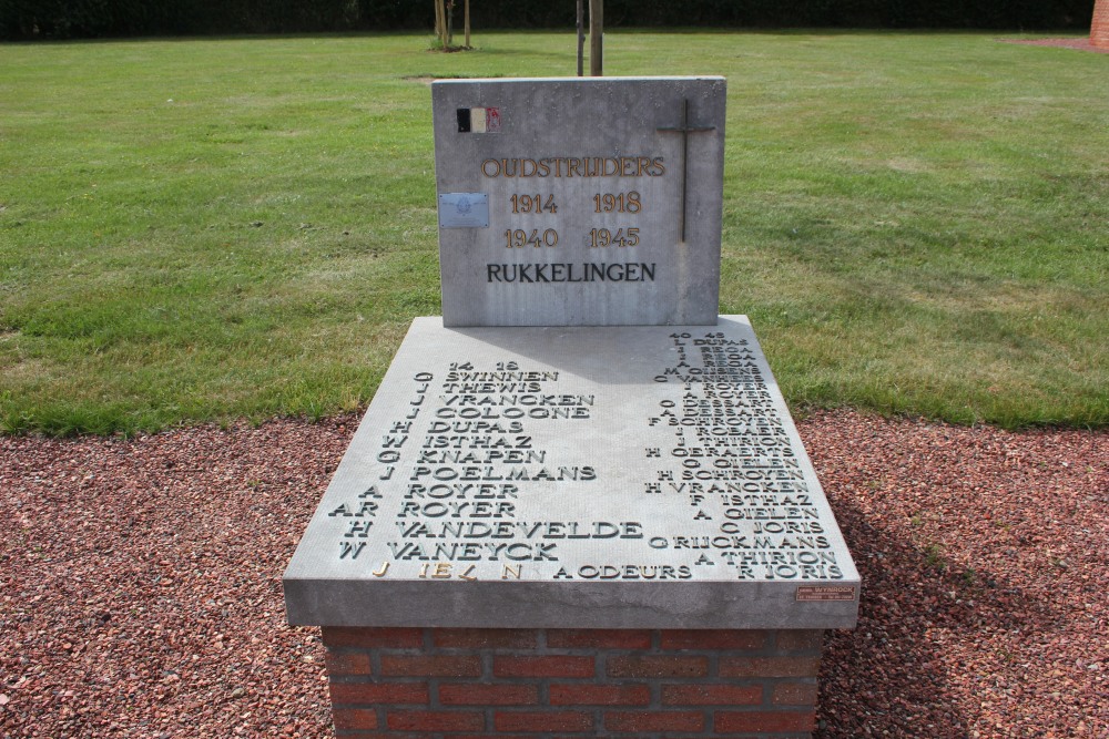 Monument Oudstrijders Rukkelingen-Loon #2