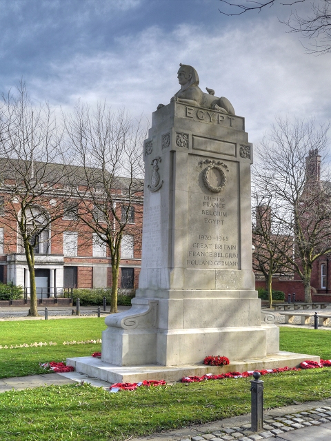 Oorlogsmonument Salford #1