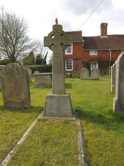 Commonwealth War Grave Ditchling Free Christian Chapelyard #1