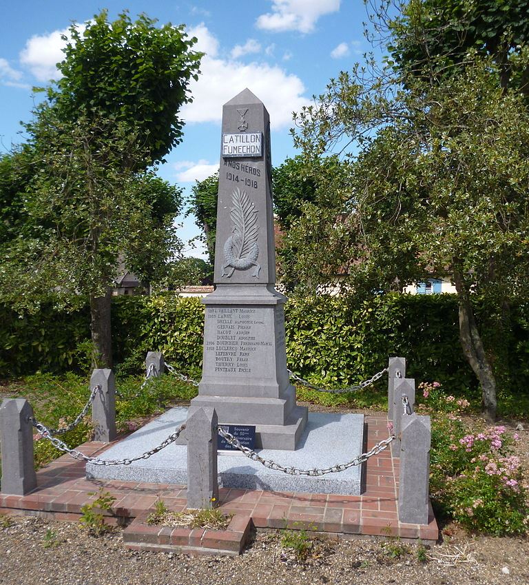 Oorlogsmonument Catillon-Fumechon #1