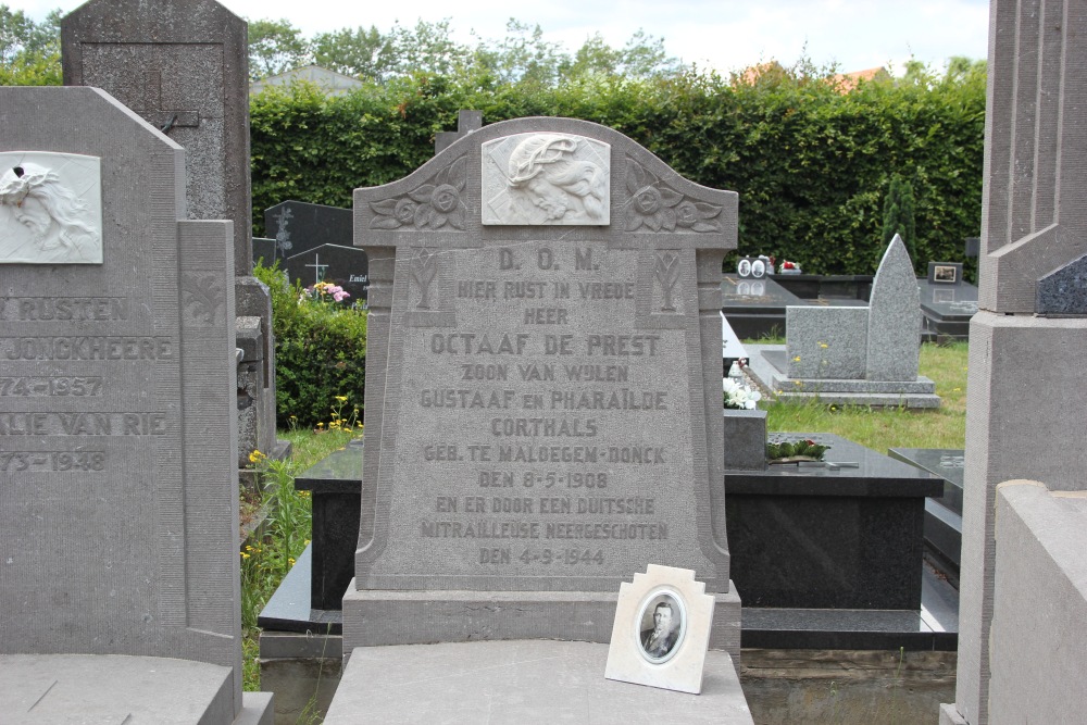 Belgian War Graves Maldegem Donk #2
