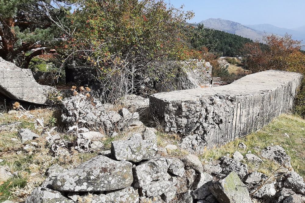Remains Bunker Spanish Civil War Alto del Len #2